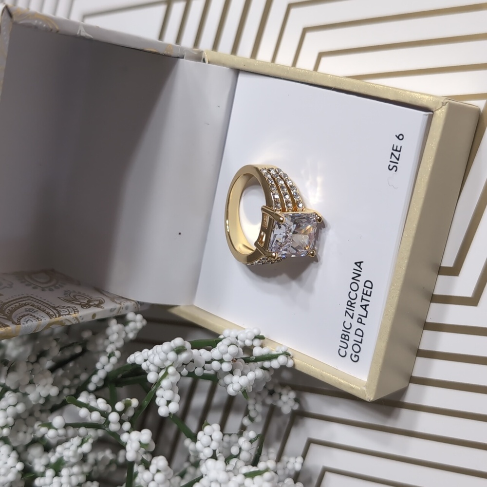 Charter Club Gold Plated Cubic Zirconia Ring Size 6 Boxed Macy's Return